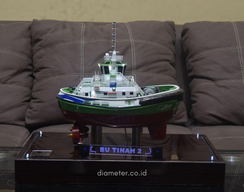 Kapal Tugboat BU TINAH 2