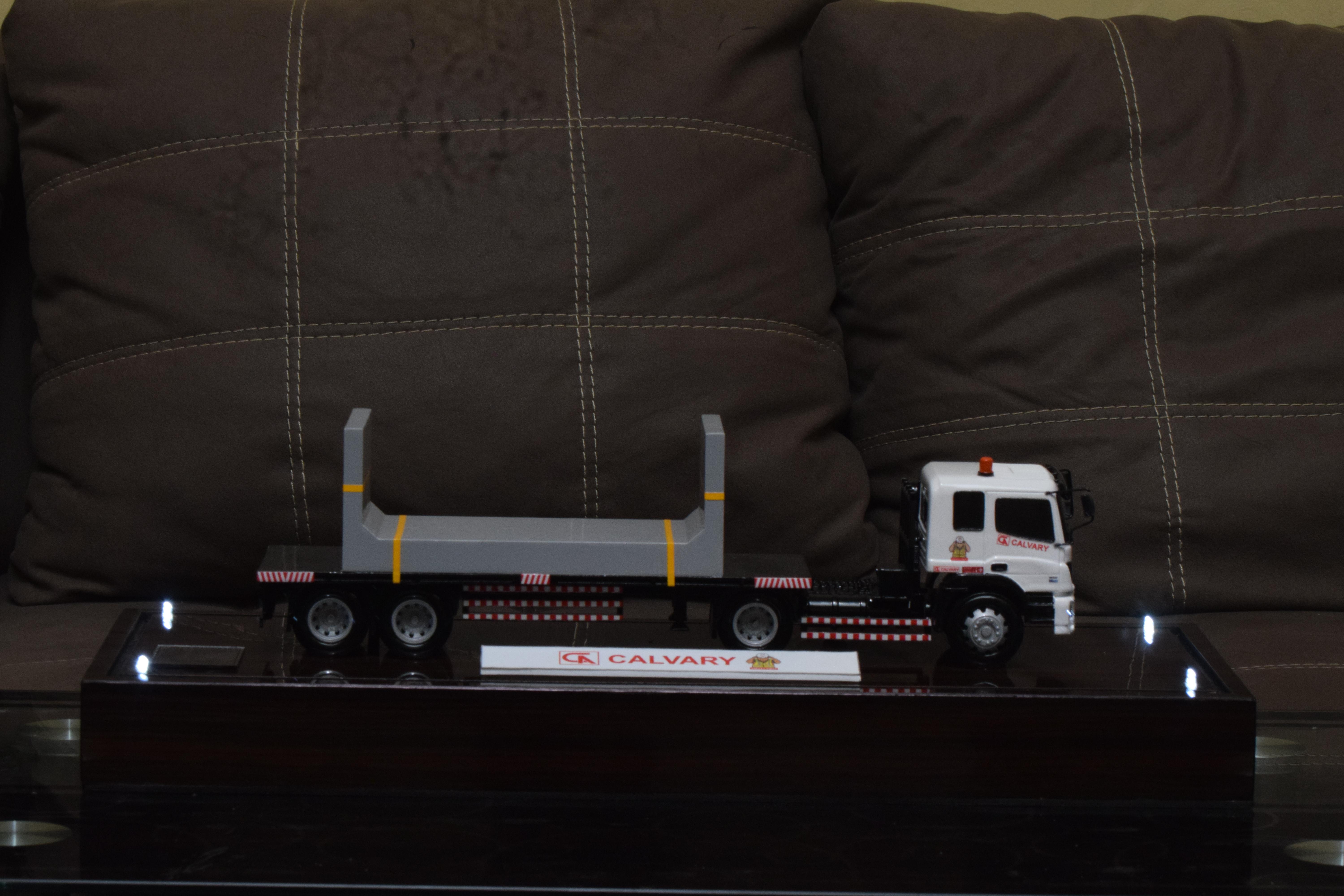 Truk Lowbed PT Calvary Abadi