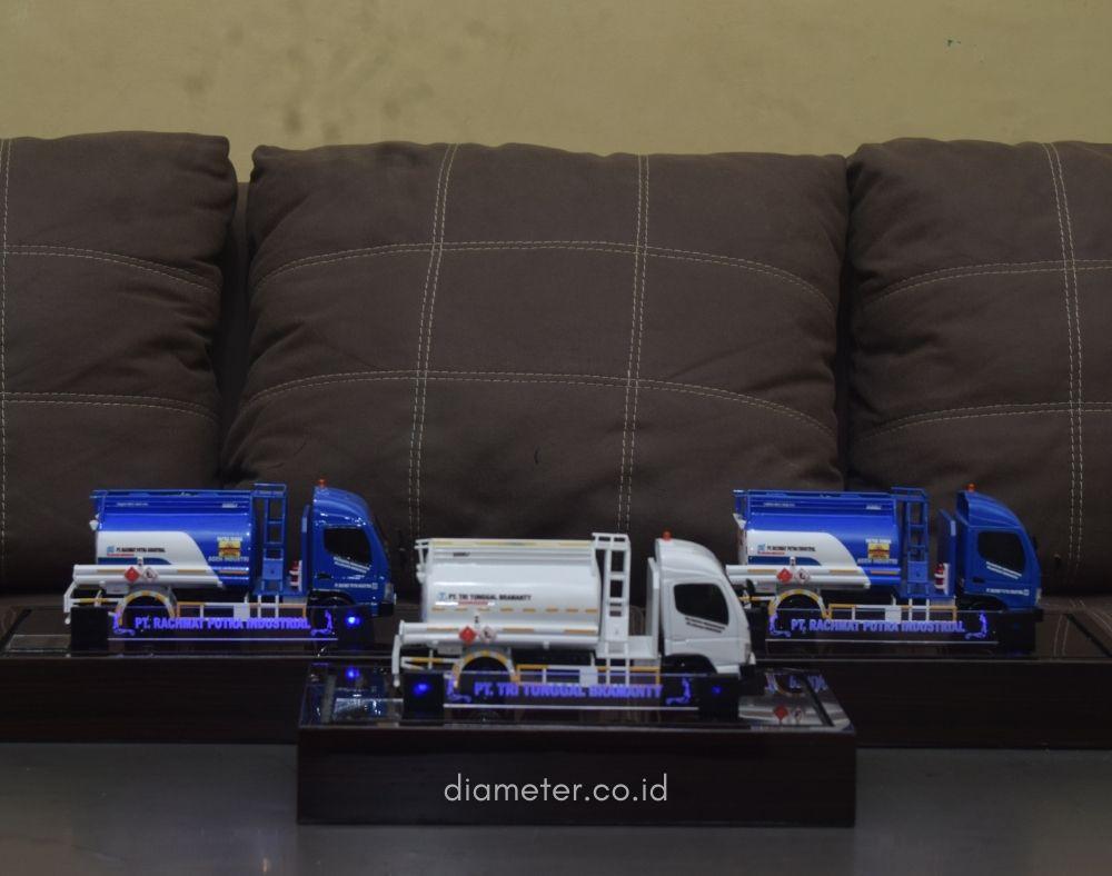 Truck Tangki 5 KL TTB