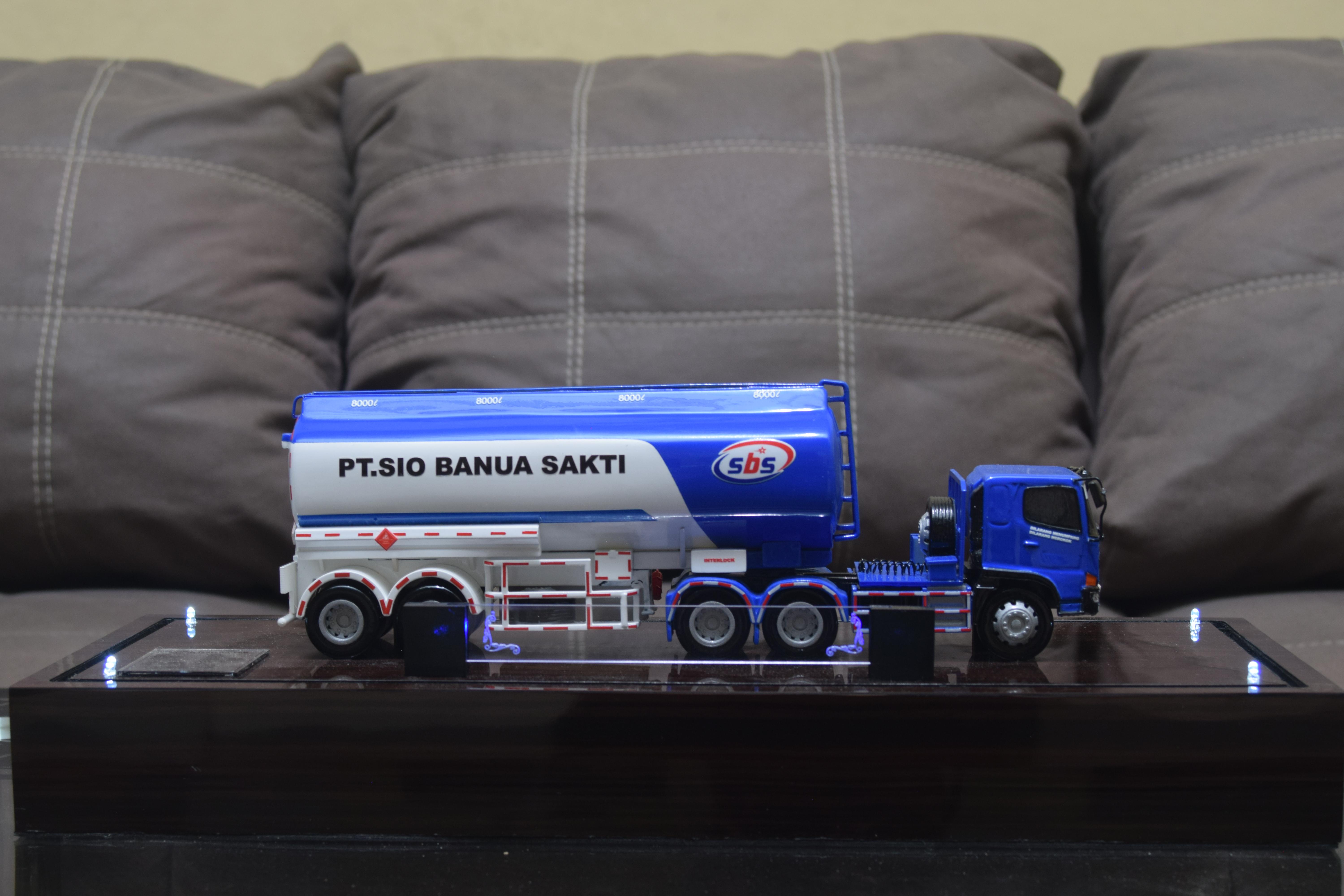 TRUCK TANKI TRALER PT SIO BANUA SAKTI