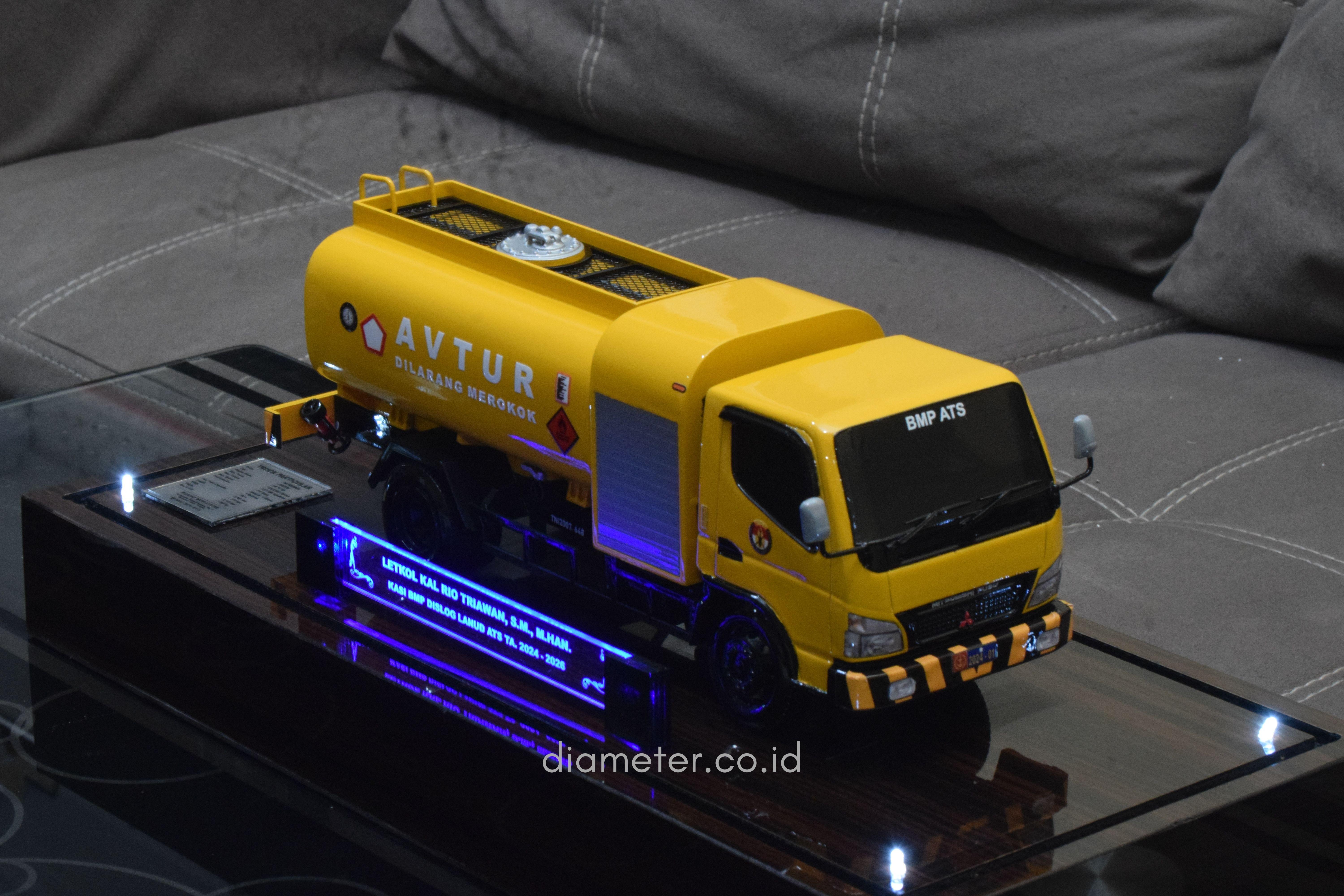 Truk Tanki Avtur