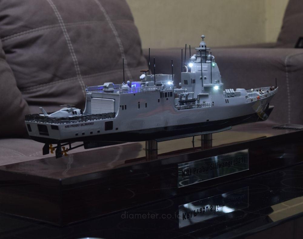 Kapal KRI Prabu Siliwangi