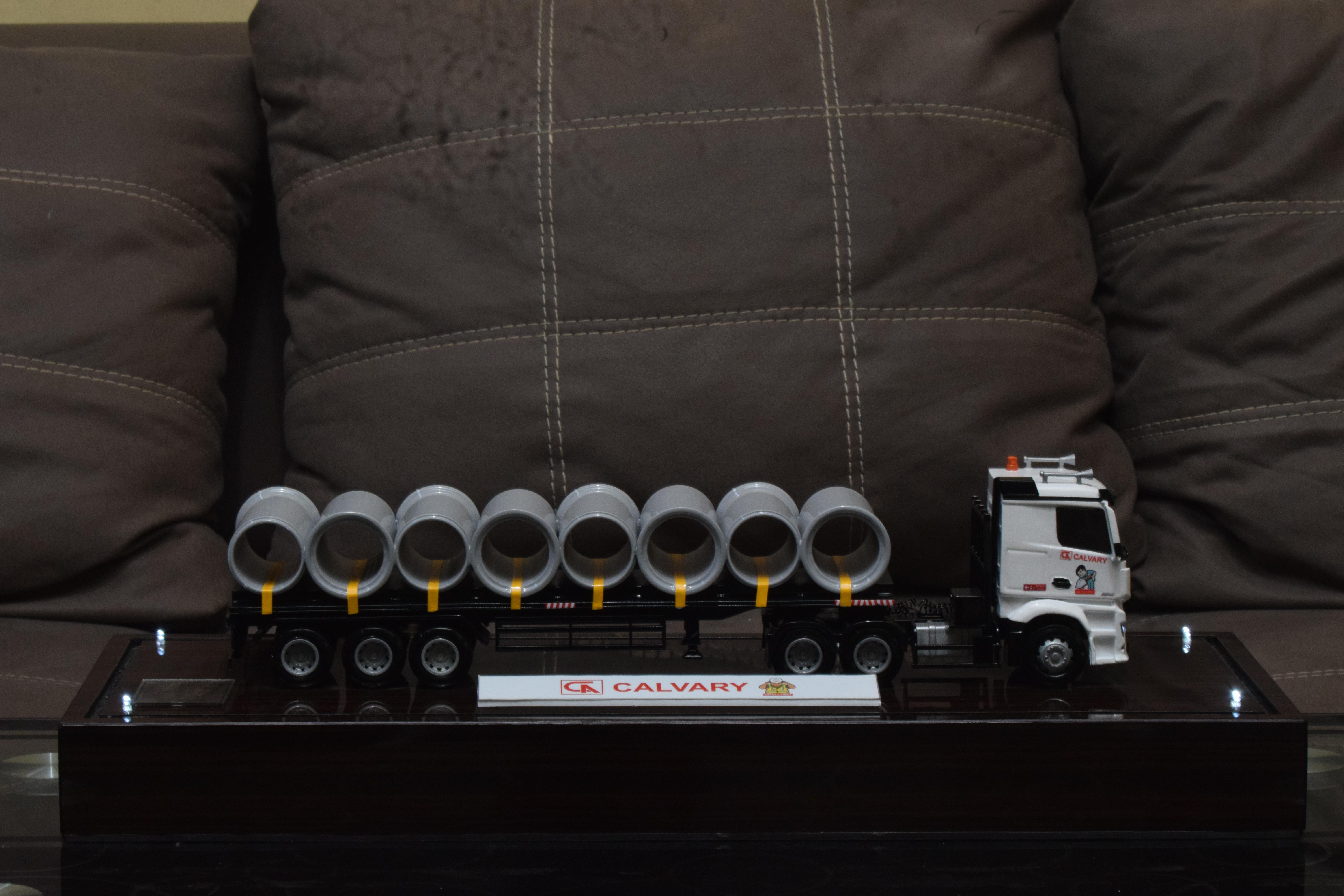 Truk Faw Muatan PT Calvary Abadi