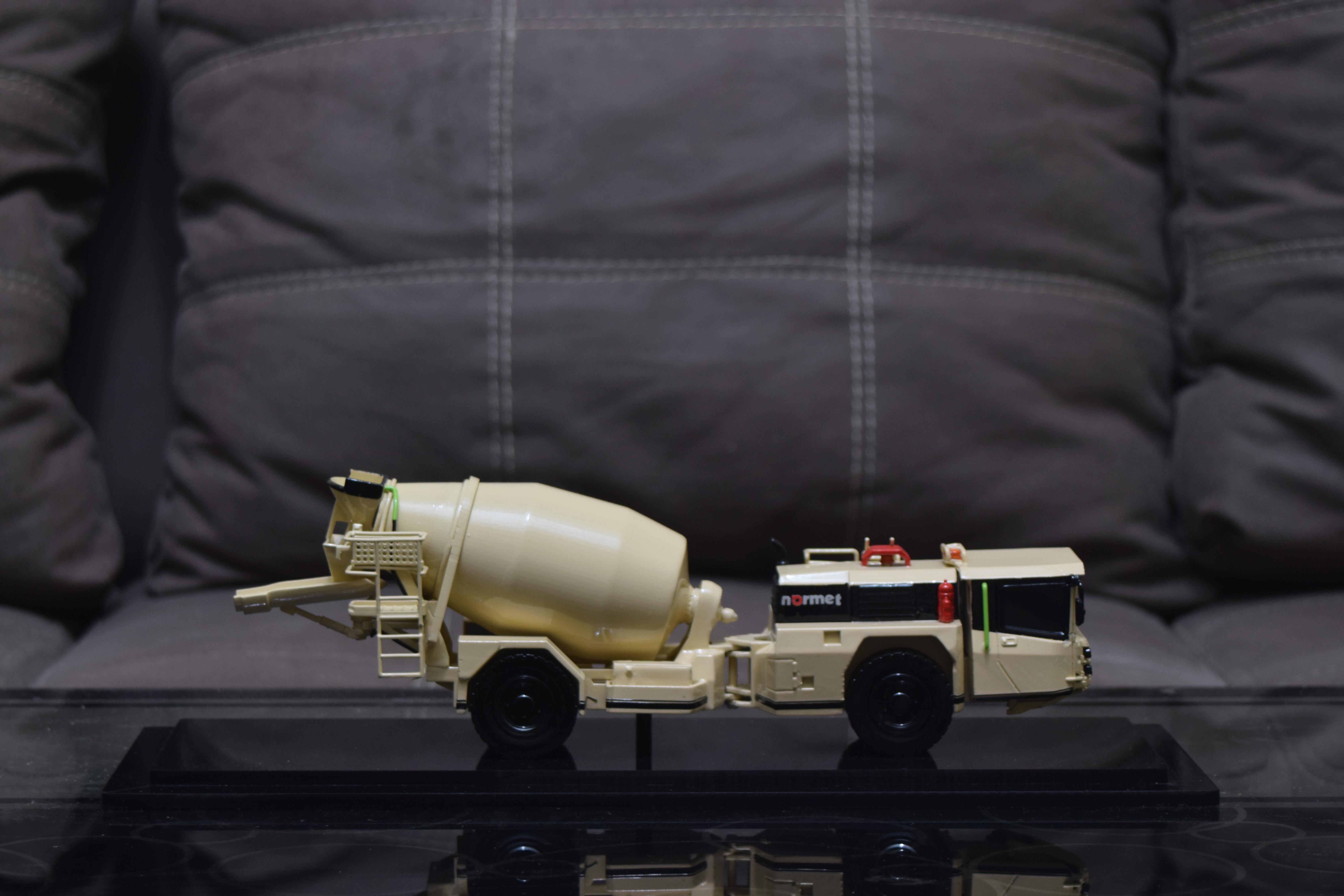 TRUK MIXER NORMED
