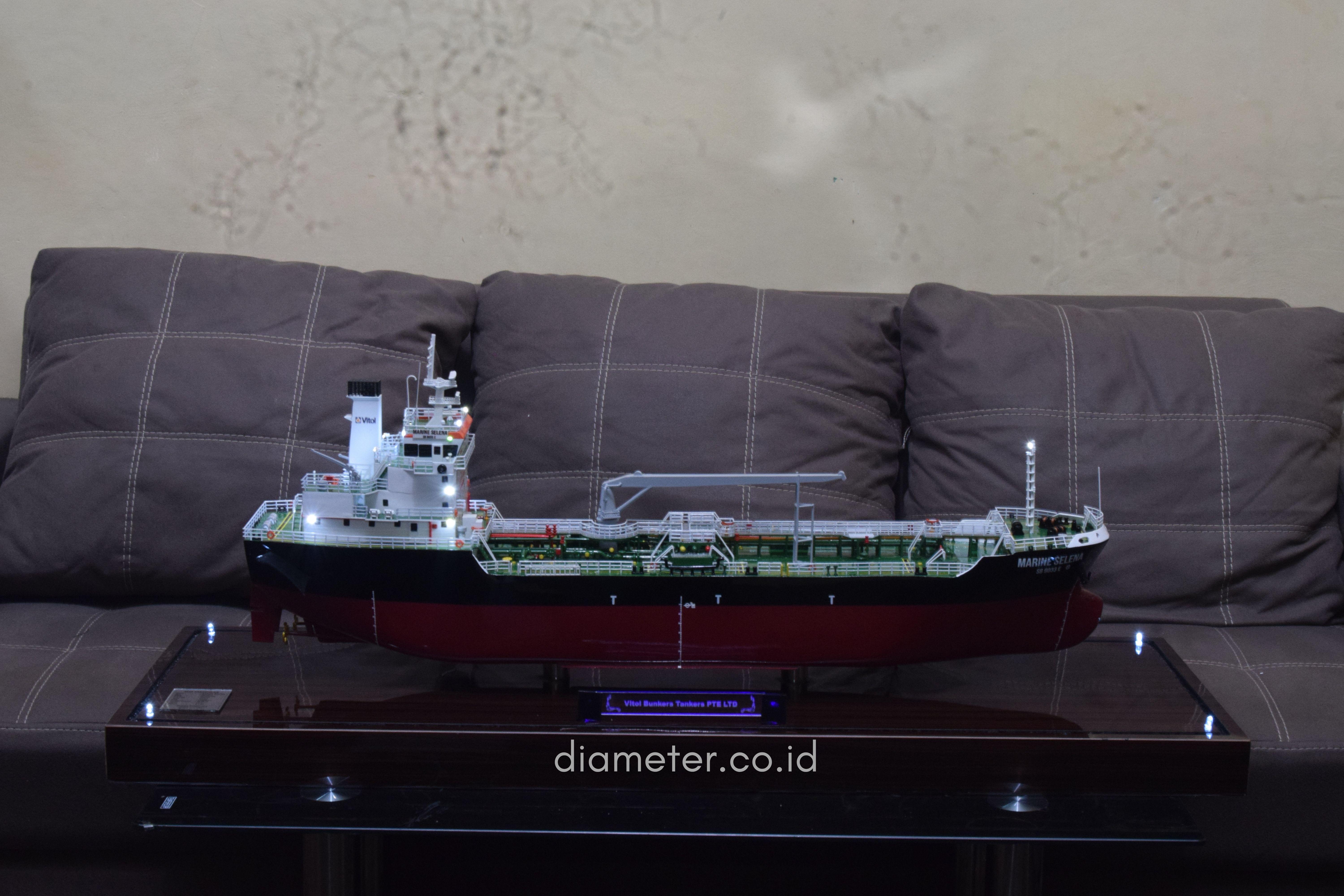 Kapal Tanker MARINE SELENA