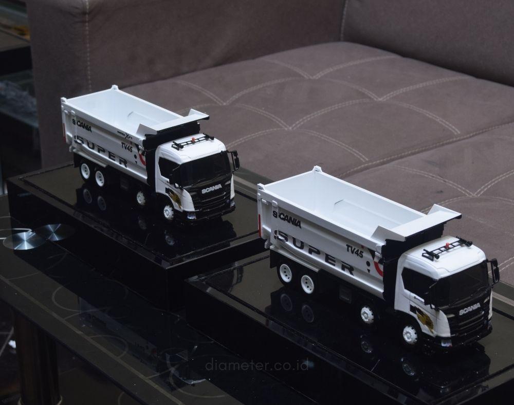 Truk Scania G460-B8X4